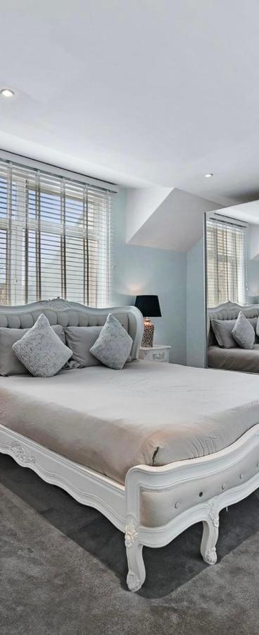 Hampstead Opulence Apartment - Luxurious Split Level Property Londra Esterno foto